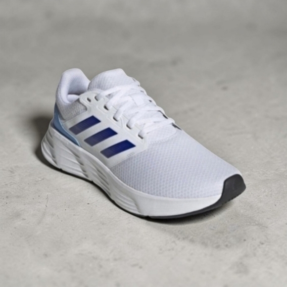 NIB Adidas Galaxy 6 Men's Running Shoes Size 10 White Blue Three Stripes - Picture 15 of 16